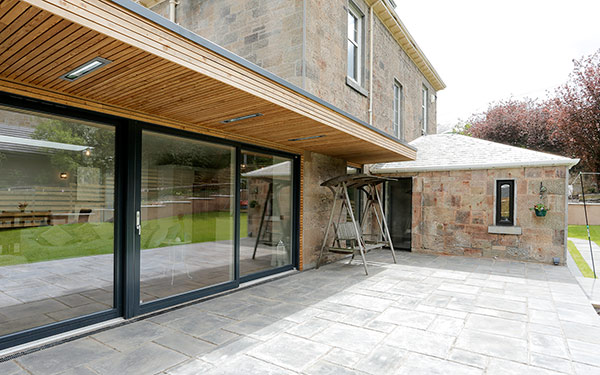 Full height glazing extension in South lanarkshire